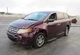 2012 Honda Odyssey - Image 2