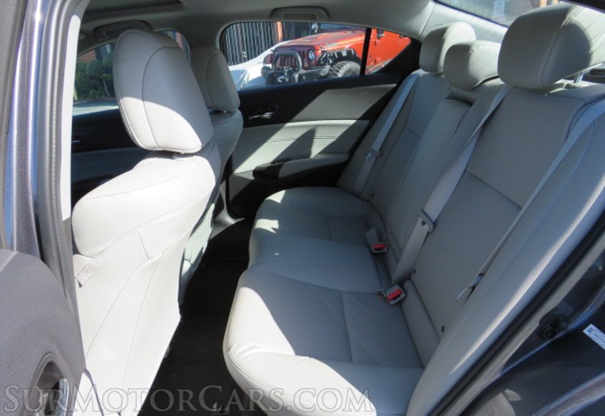 2018 Acura ILX - Image 31