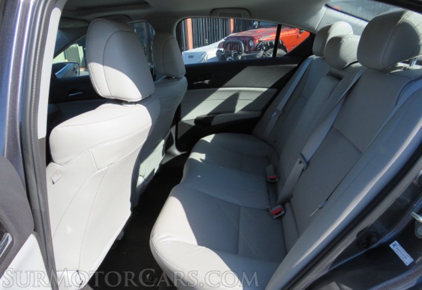 2018 Acura ILX - Image 29
