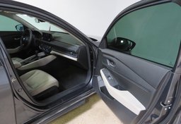 2023 Honda Accord - Image 27