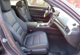 2020 Honda Accord Sedan - Image 31