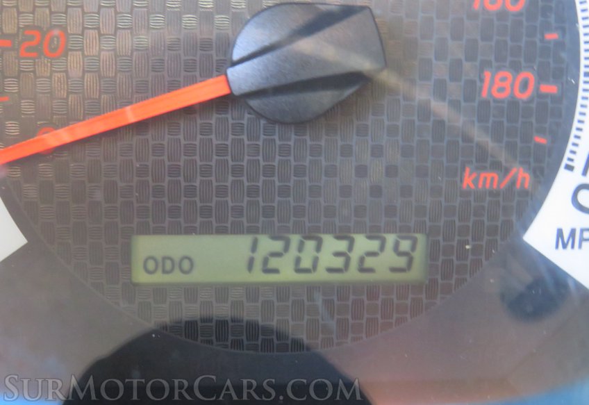 2015 Toyota Tacoma - Image 30