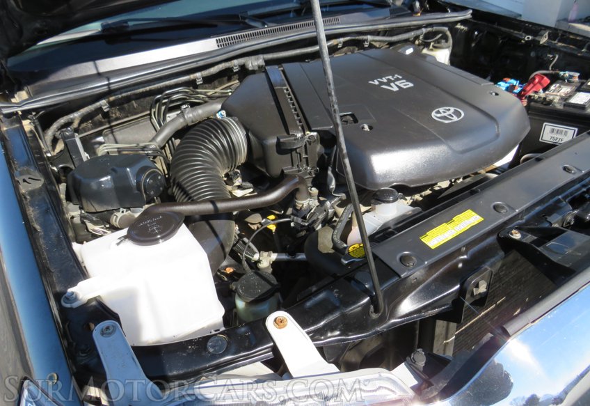 2015 Toyota Tacoma - Image 40