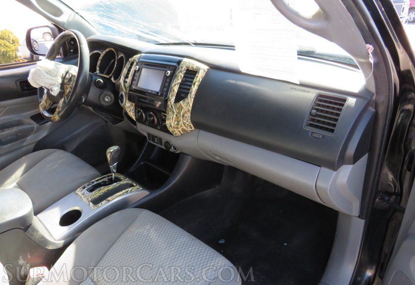 2015 Toyota Tacoma - Image 18