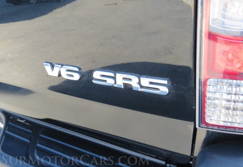 2015 Toyota Tacoma - Image 15