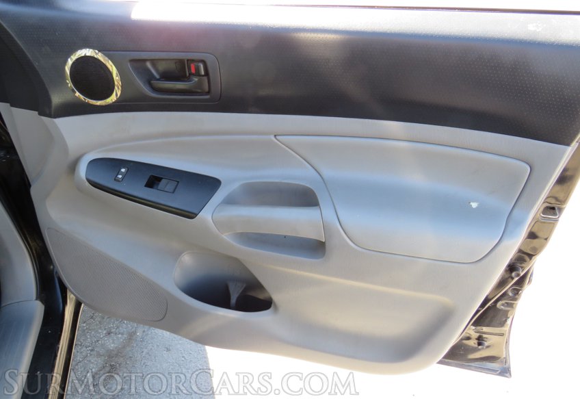 2015 Toyota Tacoma - Image 37