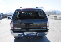 2015 Toyota Tacoma - Image 11