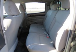 2015 Toyota Tacoma - Image 23