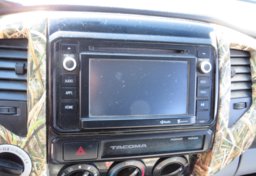 2015 Toyota Tacoma - Image 26