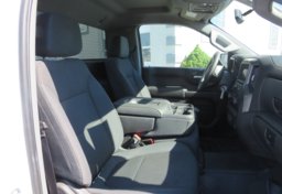 2019 Chevrolet Silverado 1500 - Image 30