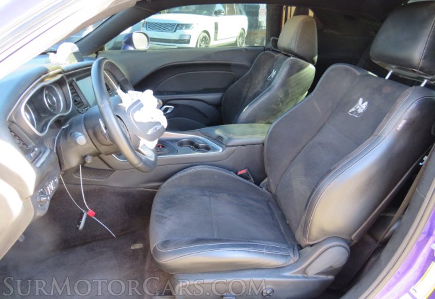 2016 Dodge Challenger - Image 22