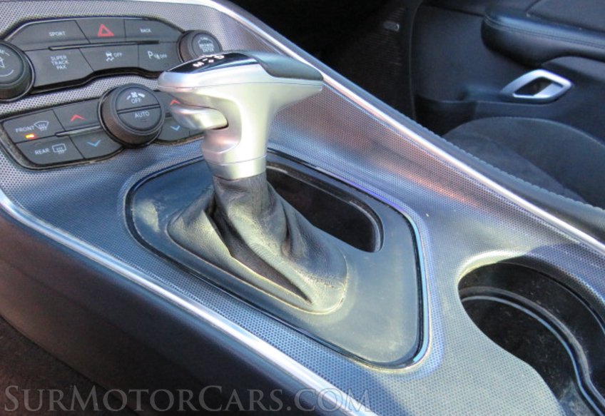 2016 Dodge Challenger - Image 32