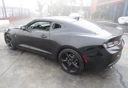 2017 Chevrolet Camaro - Image 10