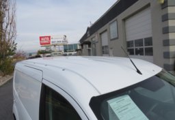 2017 Ford Transit Connect Van - Image 17