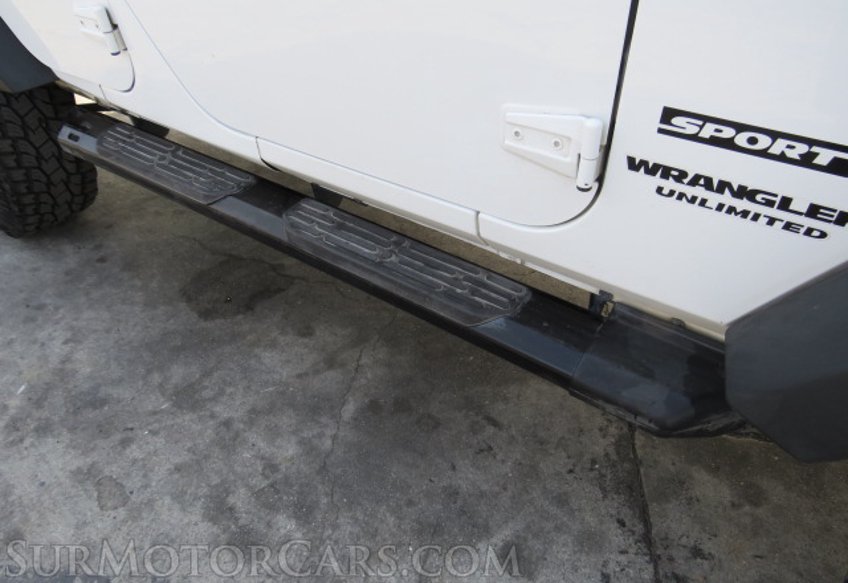 2014 Jeep Wrangler Unlimited - Image 19