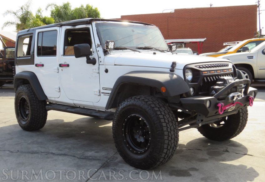 2014 Jeep Wrangler Unlimited - Image 3