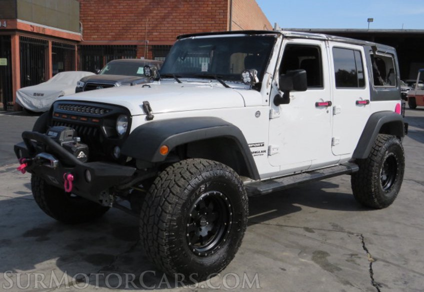 2014 Jeep Wrangler Unlimited - Image 4