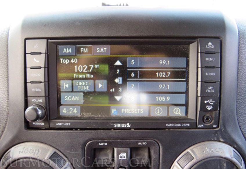 2014 Jeep Wrangler Unlimited - Image 40