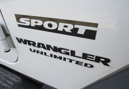 2014 Jeep Wrangler Unlimited - Image 20