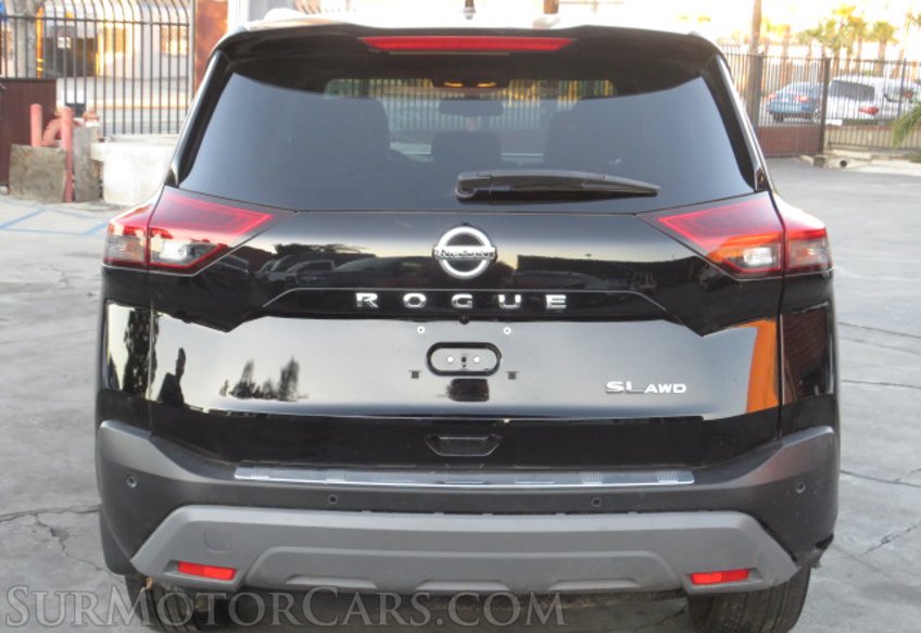 2021 Nissan Rogue - Image 12