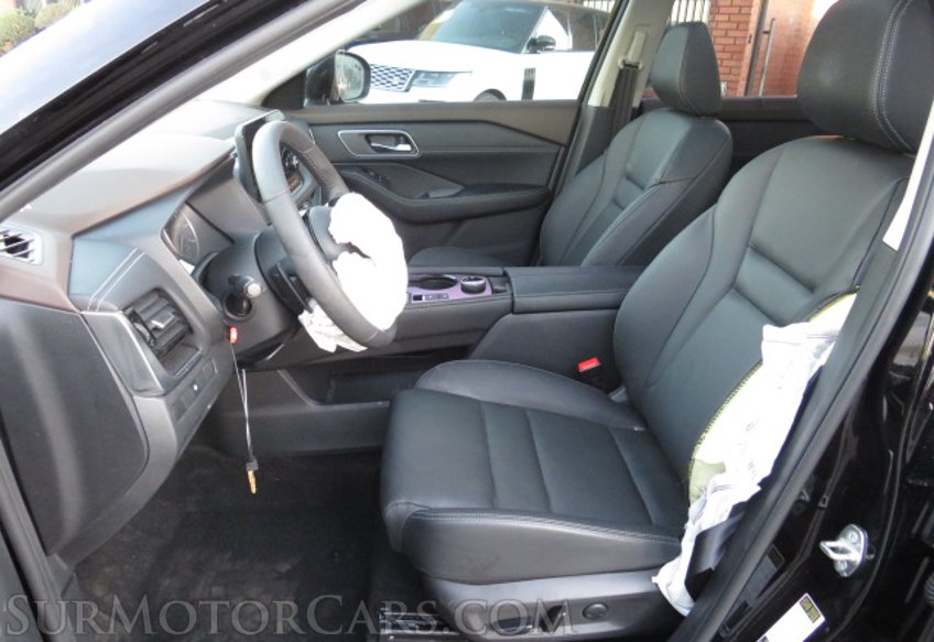 2021 Nissan Rogue - Image 36