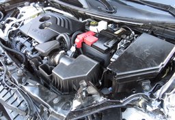 2021 Nissan Rogue - Image 16