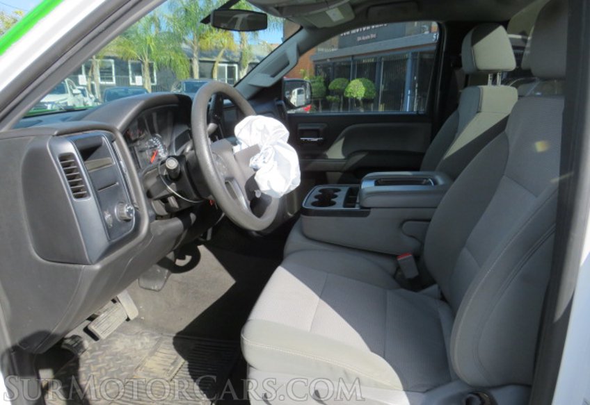 2018 Chevrolet Silverado 1500 - Image 19