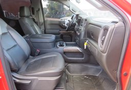 2019 Chevrolet Silverado 1500 - Image 29