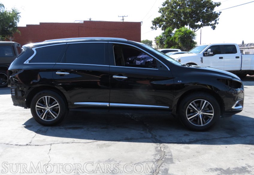 2018 Infiniti QX60 - Image 12