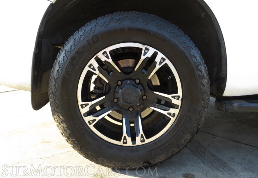 2014 Toyota Sequoia - Image 11