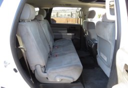 2014 Toyota Sequoia - Image 29