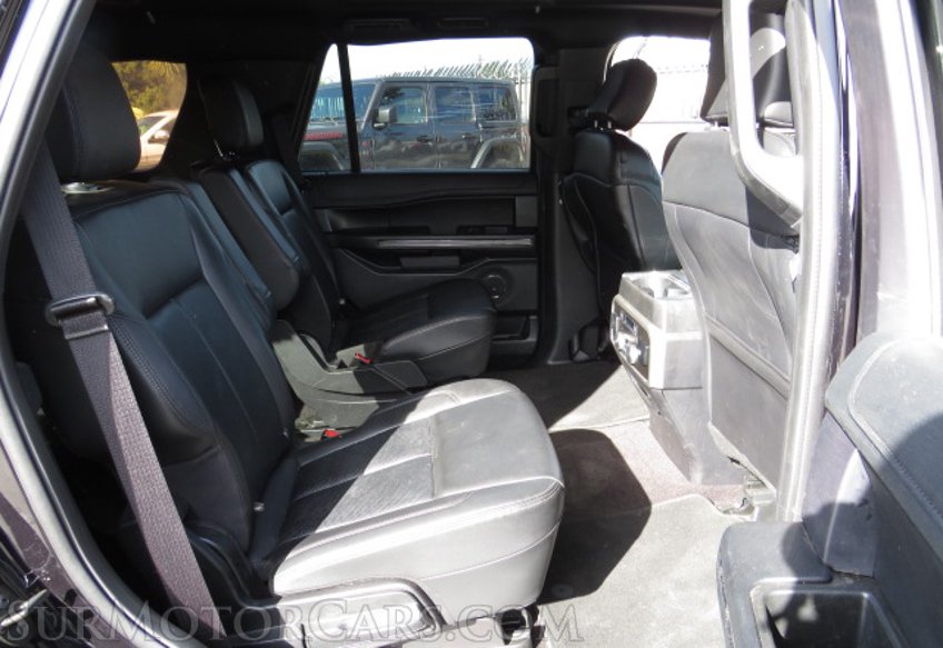 2020 Ford Expedition - Image 27