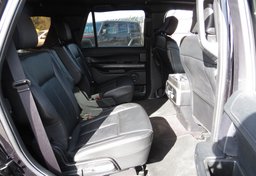 2020 Ford Expedition - Image 27