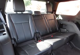 2020 Ford Expedition - Image 31