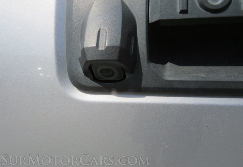 2018 Toyota Tacoma - Image 14