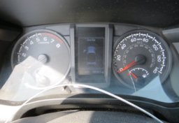 2018 Toyota Tacoma - Image 29