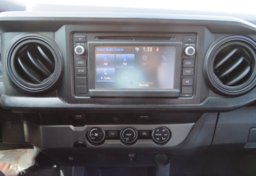 2018 Toyota Tacoma - Image 31