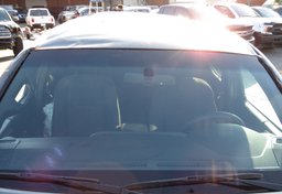 2017 Toyota Tacoma - Image 18