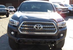 2017 Toyota Tacoma - Image 17