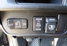 2017 Toyota Tacoma - Image 34