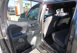 2017 Toyota Tacoma - Image 27