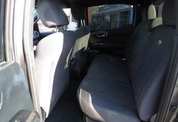 2017 Toyota Tacoma - Image 29