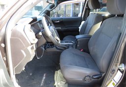 2017 Toyota Tacoma - Image 26