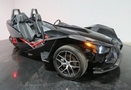 2016 Polaris SLINGSHOT - Image 5