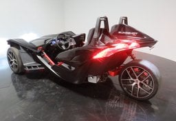 2016 Polaris SLINGSHOT - Image 10