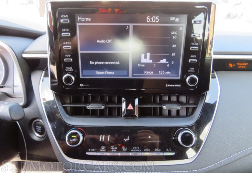 2021 Toyota Corolla Hatchback - Image 28