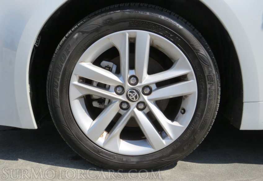 2021 Toyota Corolla Hatchback - Image 18