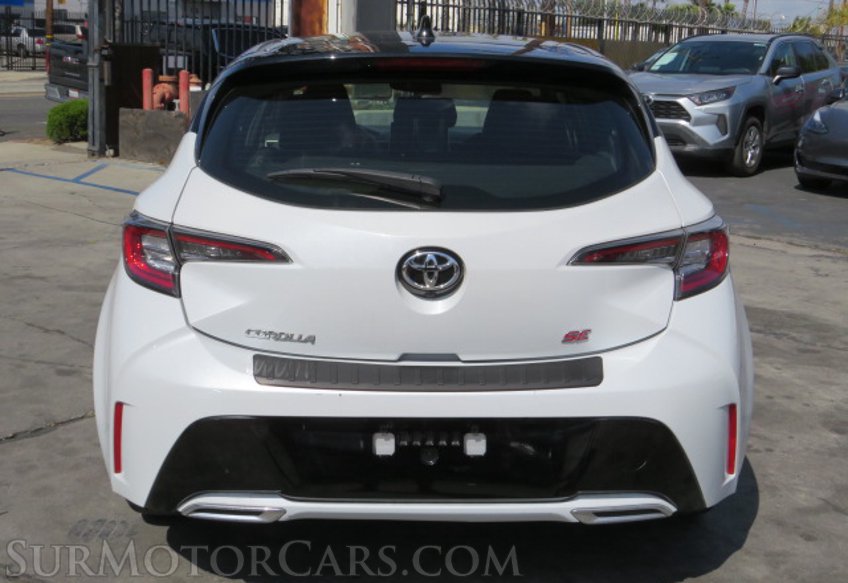 2021 Toyota Corolla Hatchback - Image 12