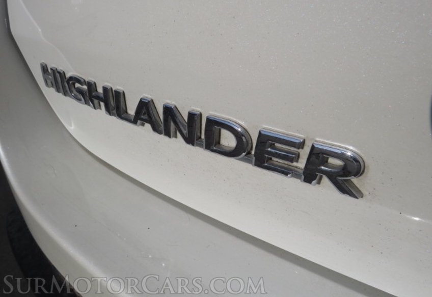 2016 Toyota Highlander - Image 20