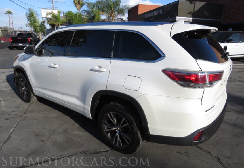 2016 Toyota Highlander - Image 10